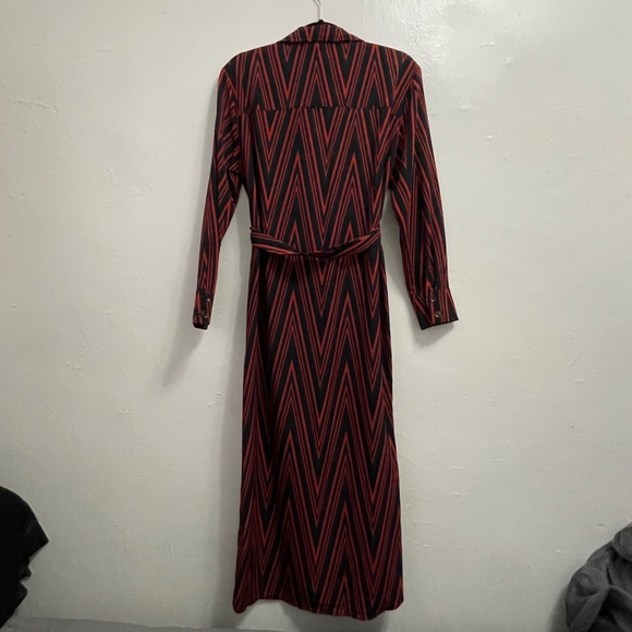 • TOPSHOP • Chevron Print Midi Dress - Picture 3 of 8
